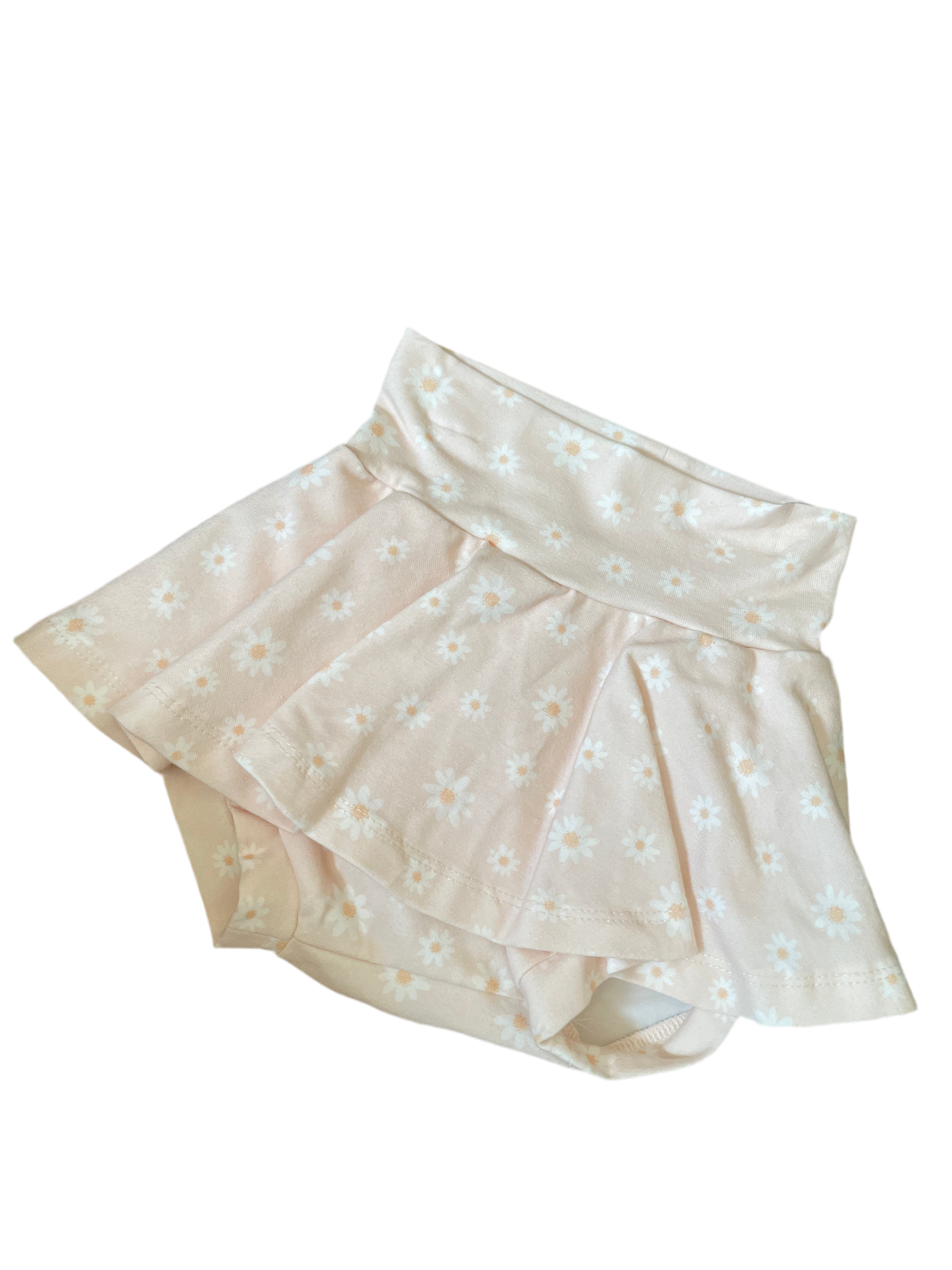 Shorted Skirt Daisies (68)